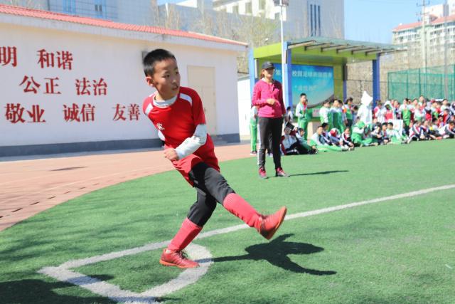 两份烂约压顶，金块阵容豪华却难作为